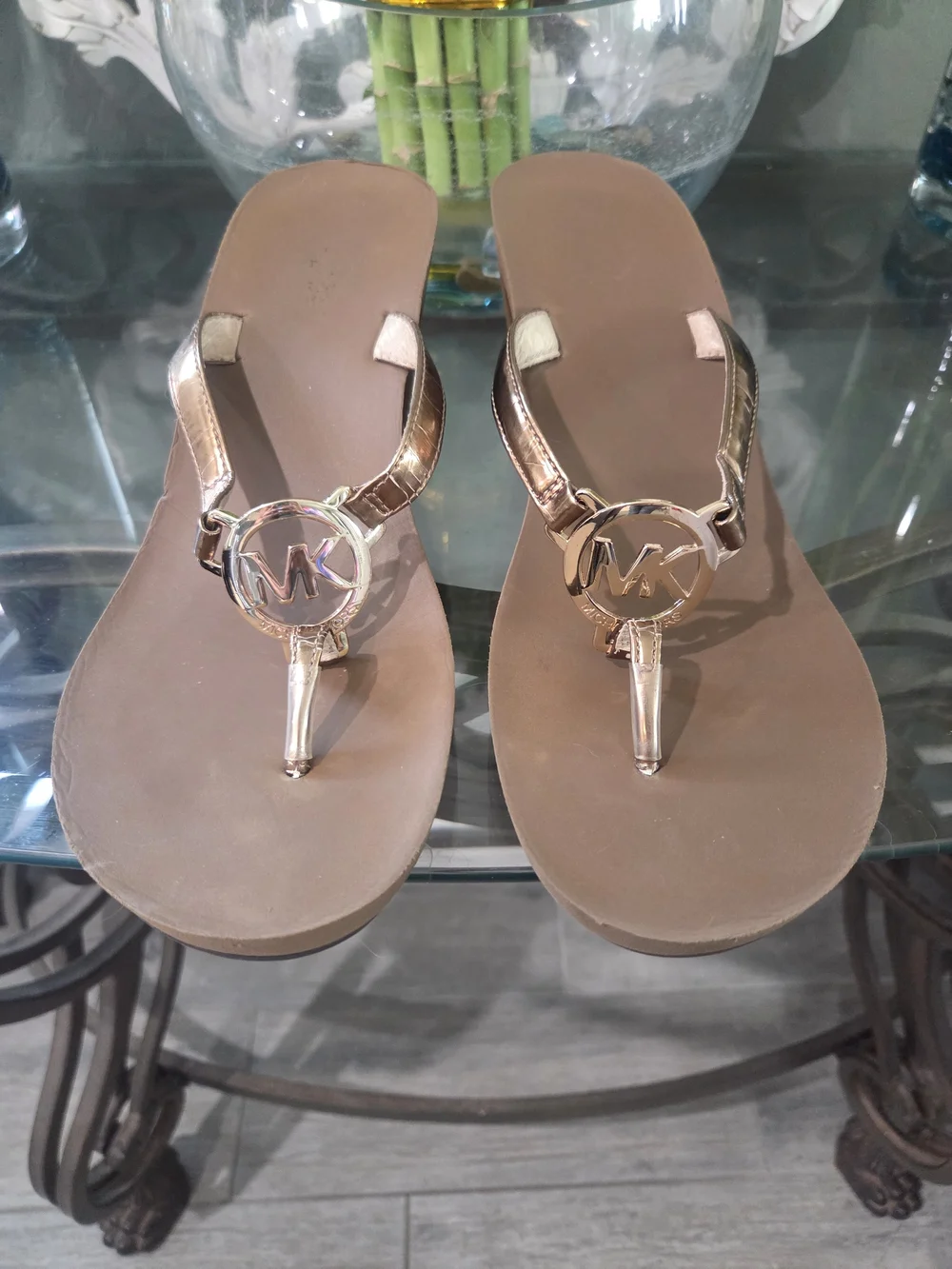 Michael Kors Women's Rose Gold Logo Thong Sandals